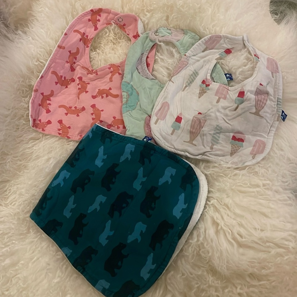 Kickee pants 3 bibs and 1 burp cloth
